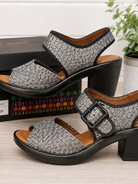 Bernie Mev Drisco Pewter Metallic Woven Block Heel Sandals – US 8-8.5
